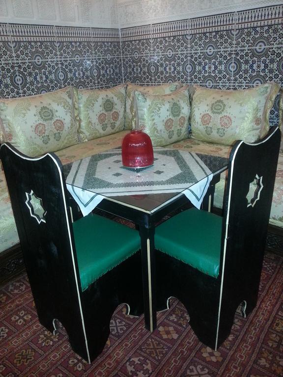 Ryad Dar El Meknassia Meknès Esterno foto